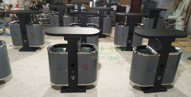 戶(hù)外鋼板分類(lèi)垃圾桶工廠(chǎng)質(zhì)檢圖